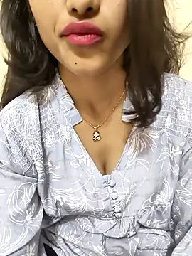 Yours-Zeenat online show from May 5, 2026, 7:38 am
