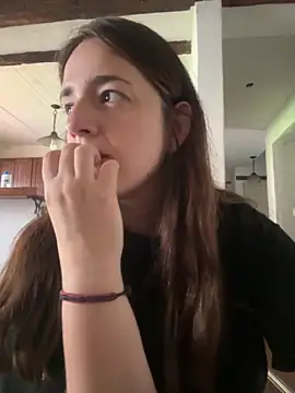 Snapshot of lele202526 chatting on March 7, 2026, 2:14 pm lele202526 online show from March 7, 2026, 2:14 pm