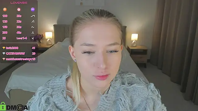 ChloeAlba online show from January 14, 2026, 3:45 am