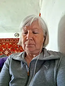 KlaudiaDarling online show from May 8, 2026, 10:20 am