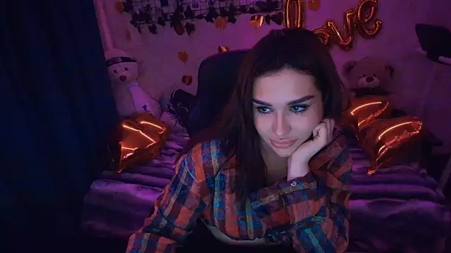AlisiaRose online show from March 27, 2026, 1:55 am