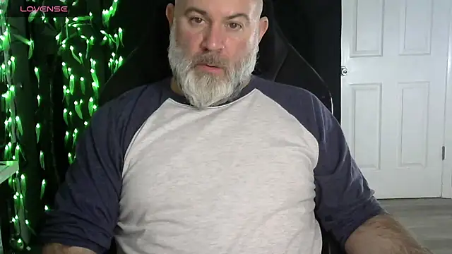 XJJ77x online show from February 10, 2026, 2:15 am