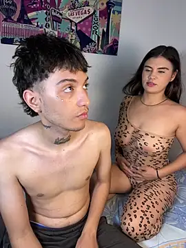 itselladoll online show from March 21, 2026, 7:17 pm