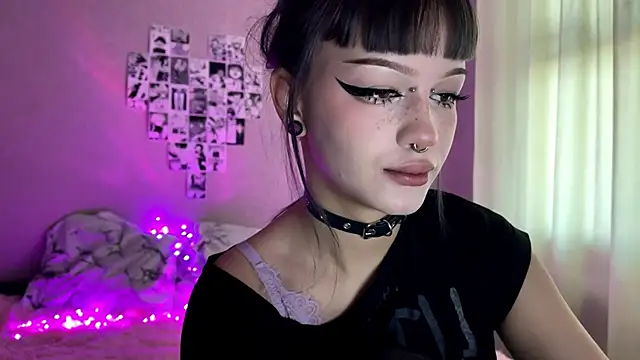 dieonisiaaaa online show from January 16, 2026, 6:50 am