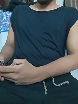 Snapshot of Fuckboyhassan chatting on May 5, 2026, 4:37 pm Fuckboyhassan online show from May 5, 2026, 4:37 pm