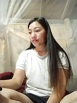 Lovephay8x online show from June 17, 2026, 12:02 am