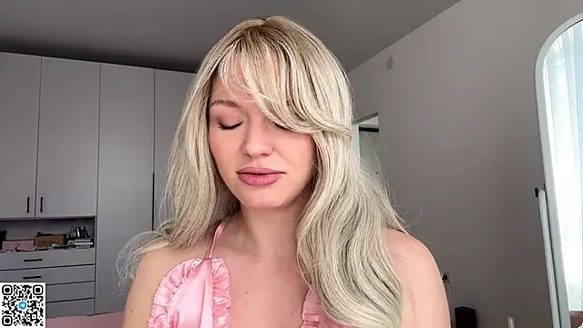 Missfit  online show from January 19, 2026, 8:29 am