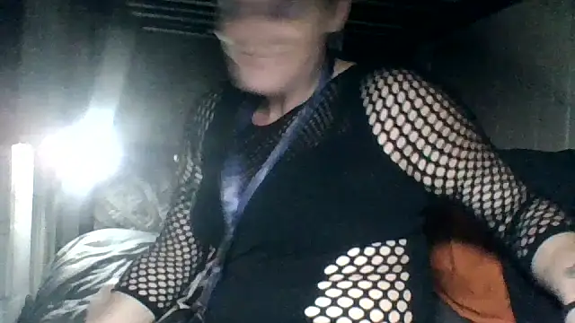 Snapshot of TalkHard chatting on April 8, 2026, 3:17 am TalkHard online show from April 8, 2026, 3:17 am