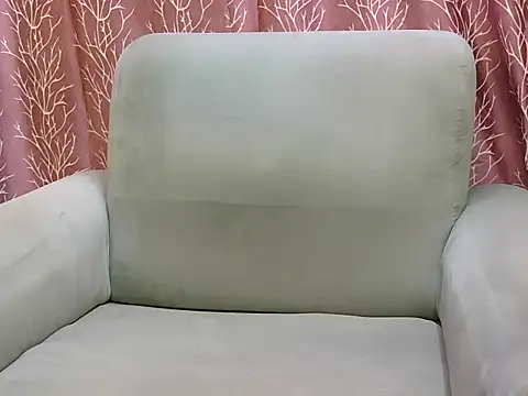 your-angel123 online show from February 5, 2026, 6:18 am