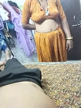 Snapshot of hornycouple20000 chatting on March 15, 2026, 4:24 pm hornycouple20000 online show from March 15, 2026, 4:24 pm