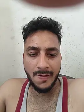 amazingboyyy12 online show from April 16, 2026, 9:21 am