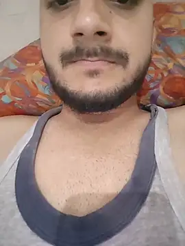 amazingboyyy12 online show from April 19, 2026, 7:51 am