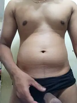 Snapshot of jerryrooh69 chatting on February 24, 2026, 3:32 pm jerryrooh69 online show from February 24, 2026, 3:32 pm