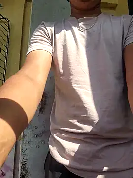 Snapshot of jerryrooh69 chatting on March 8, 2026, 5:00 am jerryrooh69 online show from March 8, 2026, 5:00 am