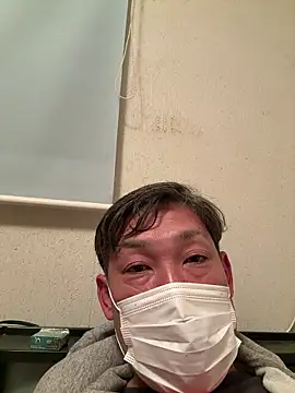 Snapshot of rasuku2025 chatting on March 23, 2026, 1:04 pm rasuku2025 online show from March 23, 2026, 1:04 pm