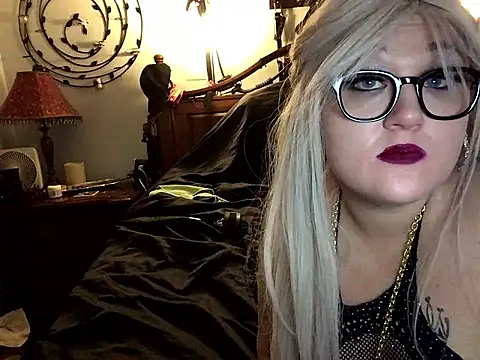 UnpleasantFan156 online show from January 19, 2026, 1:20 am