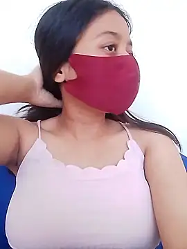 himu30283 online show from January 17, 2026, 8:41 am