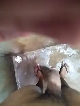 vitorpau22cm online show from February 4, 2026, 8:36 pm