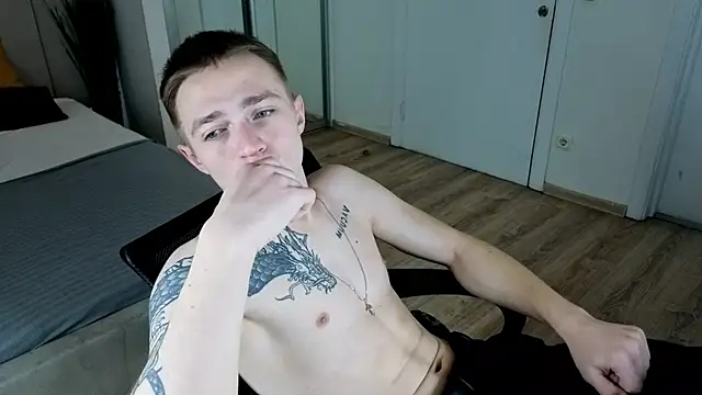 LEO  MILLER online show from January 8, 2026, 3:58 pm