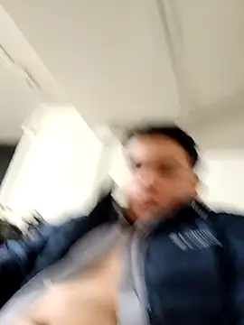 Yosoyelmismo-6737 online show from February 2, 2026, 11:03 pm