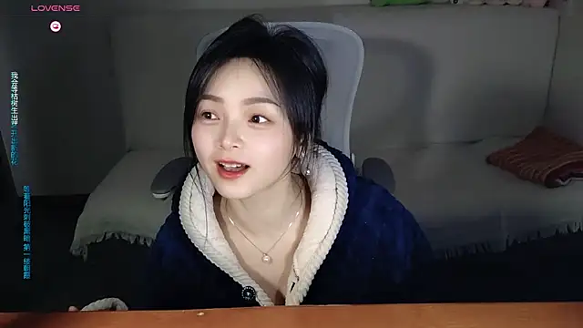 -J-o-y- online show from January 18, 2026, 7:06 pm