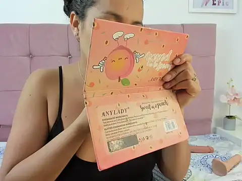 MiaKleinX online show from March 2, 2026, 8:48 pm