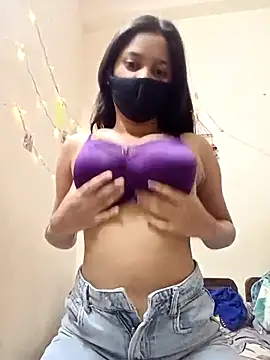 sexyyy sonia online show from March 19, 2026, 6:17 am