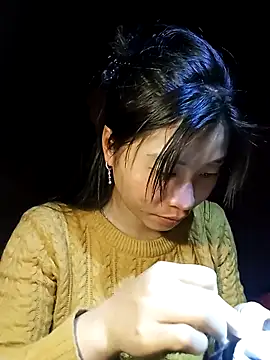 Hiniyk2 online show from January 15, 2026, 12:21 pm