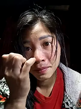 Hiniyk2 online show from February 11, 2026, 1:38 pm