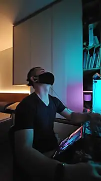 OnlyHand9x online show from February 24, 2026, 7:23 pm