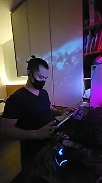 OnlyHand9x online show from March 17, 2026, 5:16 pm