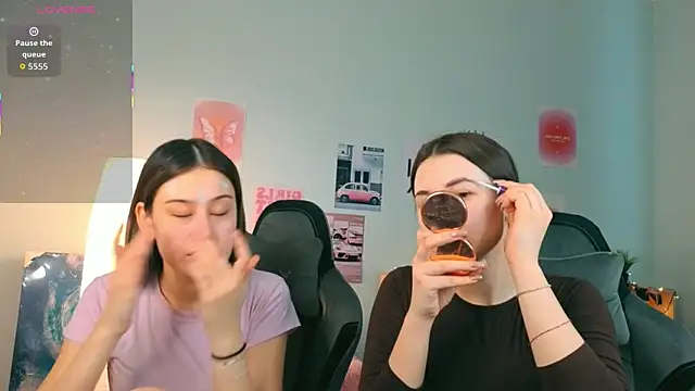 Doublechocolatee online show from January 13, 2026, 8:41 am