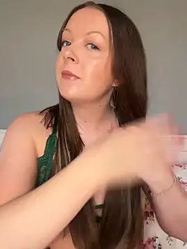 Snapshot of Nova-Vixen chatting on March 15, 2026, 9:48 am Nova-Vixen online show from March 15, 2026, 9:48 am