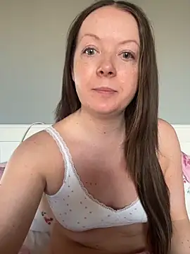 Snapshot of Nova-Vixen chatting on March 18, 2026, 7:22 am Nova-Vixen online show from March 18, 2026, 7:22 am