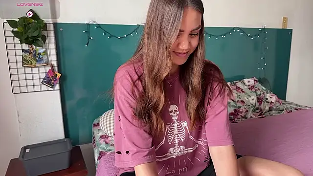 NebulaHavenn online show from March 19, 2026, 6:01 pm