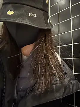 ZJbaby online show from March 17, 2026, 1:14 pm