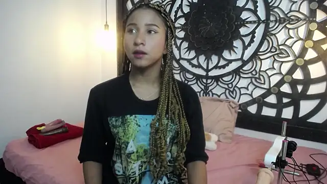 Snapshot of salome_willianss chatting on January 9, 2026, 1:25 pm salome willianss online show from January 9, 2026, 1:25 pm