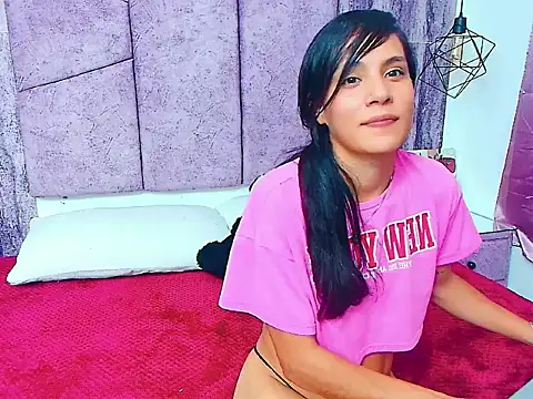 AlahiaEvansz online show from February 7, 2026, 2:04 am