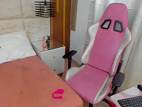 AlahiaEvansz online show from March 11, 2026, 12:38 am