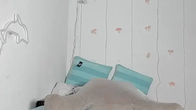 YoungSophie online show from July 29, 2026, 5:11 pm