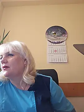 AliceStar333 online show from March 16, 2026, 5:44 am