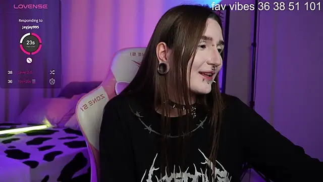 Alice Goth online show from July 2, 2026, 5:46 am