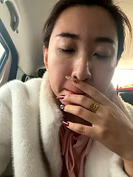 Snapshot of Jingjingxiang-520 chatting on February 6, 2026, 12:48 am Jingjingxiang-520 online show from February 6, 2026, 12:48 am