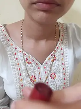 Kanchan7909 online show from August 4, 2026, 3:25 pm