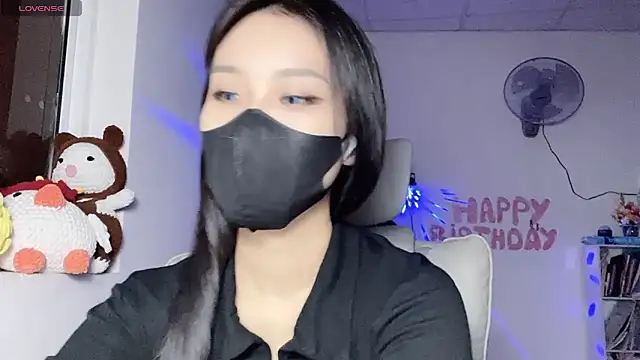 Tieu-May online show from June 12, 2026, 8:02 am