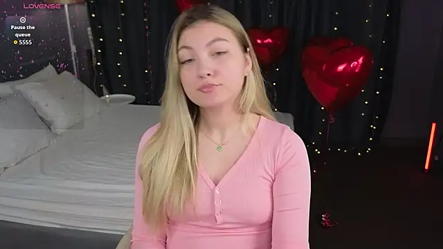 Angel  Grace online show from February 10, 2026, 5:44 am