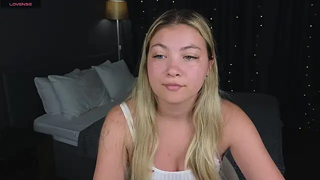 Angel  Grace online show from June 16, 2026, 12:13 am