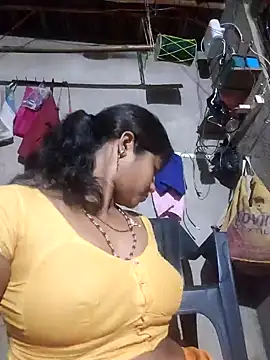 Horny-Rashi online show from May 5, 2026, 9:23 pm