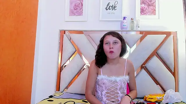 SalomeWilson online show from March 25, 2026, 7:09 pm