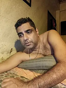 hardnhornybull online show from July 28, 2026, 6:42 pm